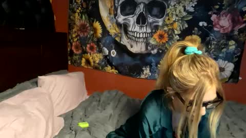 Snapshot of milf4everjenna chatting on 23, 2, 2026 milf4everjenna online show from 23, 2, 2026