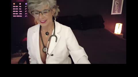 Snapshot of milf_ette chatting on 18, 5, 2026 Fabiola online show from 18, 5, 2026