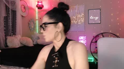 Milf Lacey online show from 2, 1, 2025