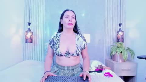 milf_luciana online show from 26, 2, 2026
