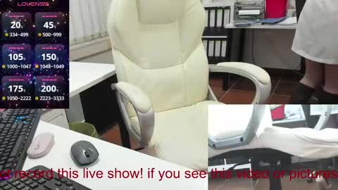 Snapshot of milf_viktoria chatting on 8, 1, 2025 Viktoria online show from 8, 1, 2025