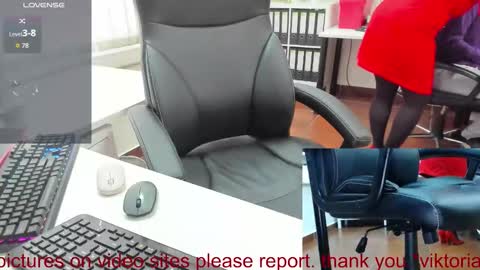 Snapshot of milf_viktoria chatting on 9, 9, 2025 Viktoria online show from 9, 9, 2025
