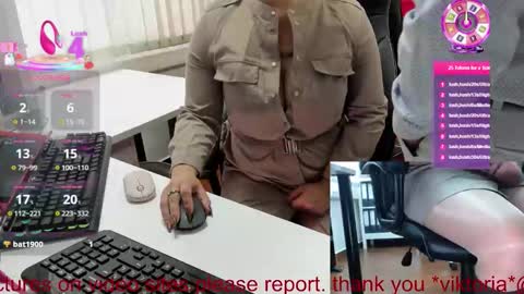 Snapshot of milf_viktoria chatting on 27, 10, 2025 Viktoria online show from 27, 10, 2025