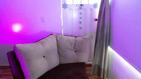 Rosalie  online show from 28, 2, 2025