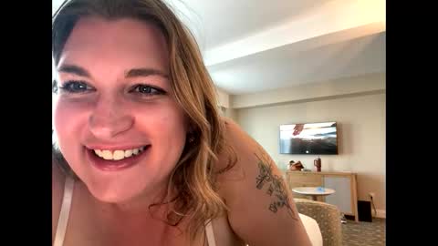 milfsammyyy online show from 10, 2, 2026