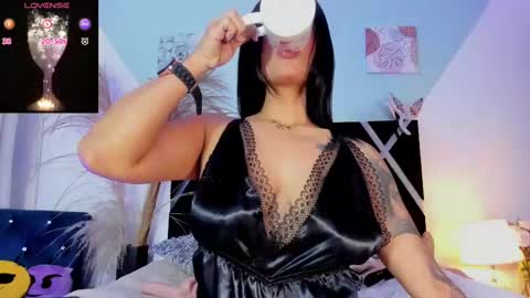 Snapshot of mili_mattell chatting on 24, 2, 2025 Emily Matel online show from 24, 2, 2025