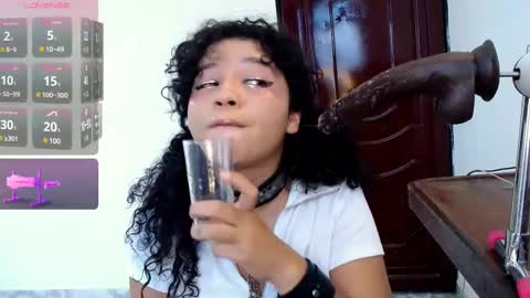 Snapshot of milikitt chatting on 6, 3, 2025 milikitt online show from 6, 3, 2025