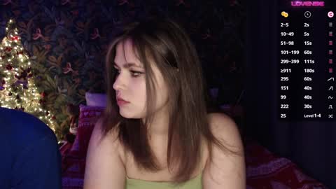 Snapshot of milk_slice chatting on 29, 12, 2024 Stella and Neo online show from 29, 12, 2024