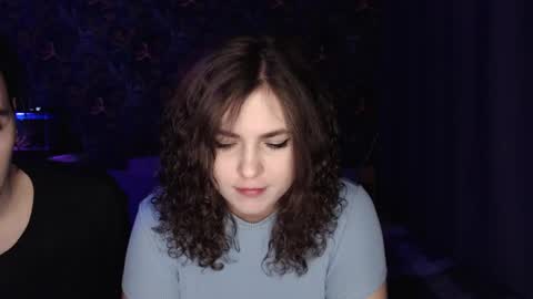 Snapshot of milk_slice chatting on 4, 3, 2025 Stella and Neo online show from 4, 3, 2025