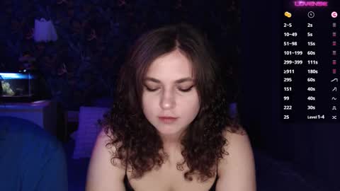 Snapshot of milk_slice chatting on 22, 9, 2025 Stella and Neo online show from 22, 9, 2025