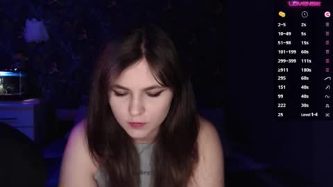 Snapshot of milk_slice chatting on 14, 10, 2025 Stella and Neo online show from 14, 10, 2025