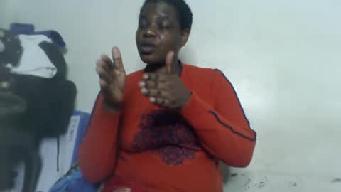 Snapshot of milk_titz chatting on 18, 12, 2024 kinwity online show from 18, 12, 2024