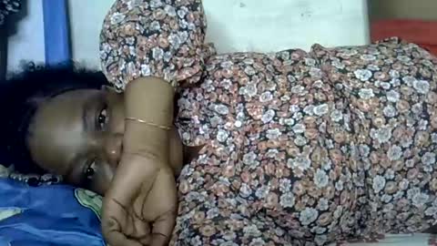 Snapshot of milk_titz chatting on 9, 1, 2025 kinwity online show from 9, 1, 2025