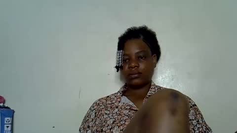 Snapshot of milk_titz chatting on 10, 1, 2025 kinwity online show from 10, 1, 2025