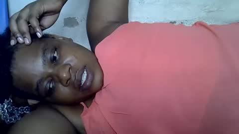 Snapshot of milk_titz chatting on 13, 1, 2025 kinwity online show from 13, 1, 2025