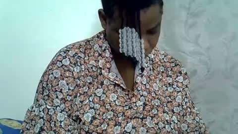 Snapshot of milk_titz chatting on 29, 1, 2025 kinwity online show from 29, 1, 2025