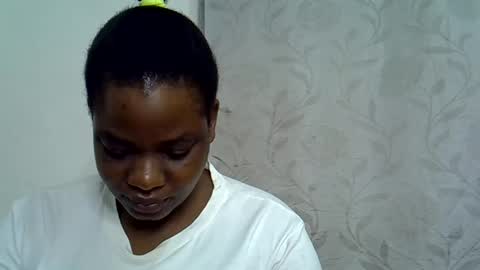 Snapshot of milk_titz chatting on 31, 1, 2025 kinwity online show from 31, 1, 2025