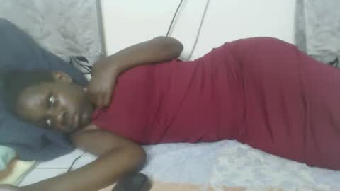 Snapshot of milk_titz chatting on 19, 2, 2025 kinwity online show from 19, 2, 2025