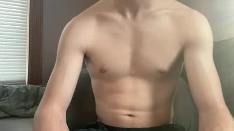 Snapshot of milkedboy964 chatting on 16, 12, 2025 milkedboy964 online show from 16, 12, 2025