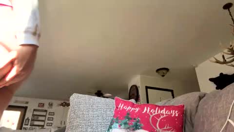 Snapshot of milkingmommy chatting on 14, 12, 2024 Milking Mommy online show from 14, 12, 2024