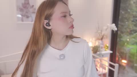 Snapshot of milky_0 chatting on 9, 7, 2026 milky_0 online show from 9, 7, 2026