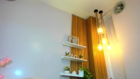 Sofia  online show from 3, 12, 2025