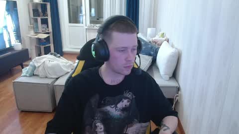 Mark and Elsa  online show from 11, 4, 2026