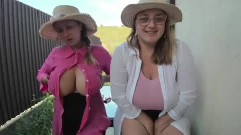 Snapshot of milkykandy chatting on 28, 7, 2026 Livia online show from 28, 7, 2026