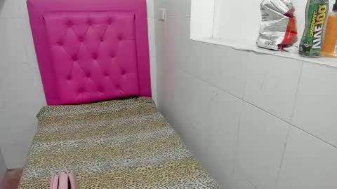 Snapshot of milkyway_18 chatting on 30, 11, 2025 milkyway_18 online show from 30, 11, 2025