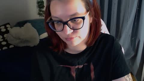 Snapshot of millapoolys chatting on 27, 11, 2025 Milla online show from 27, 11, 2025