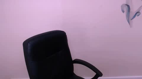 Milla online show from 6, 1, 2026