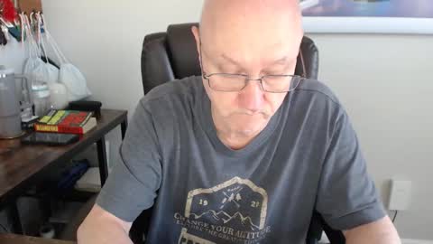 millenium0129 online show from 10, 4, 2026