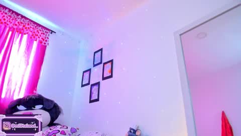 Snapshot of millie_lamar chatting on 24, 11, 2025 online show from 24, 11, 2025