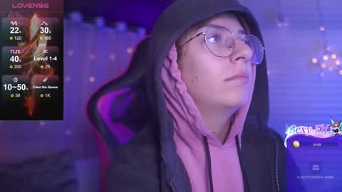 Snapshot of milly_kenner chatting on 22, 12, 2025 MILLY online show from 22, 12, 2025