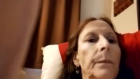 Snapshot of miloanj chatting on 1, 11, 2025 miloanj online show from 1, 11, 2025