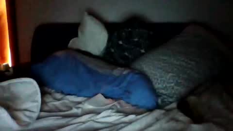 milten1987 online show from 24, 1, 2025