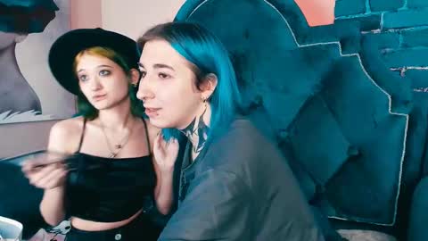 Snapshot of milten_trish chatting on 11, 12, 2024 milten_trish online show from 11, 12, 2024
