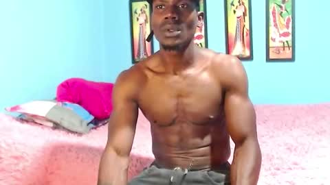 Miltonn online show from 8, 9, 2025