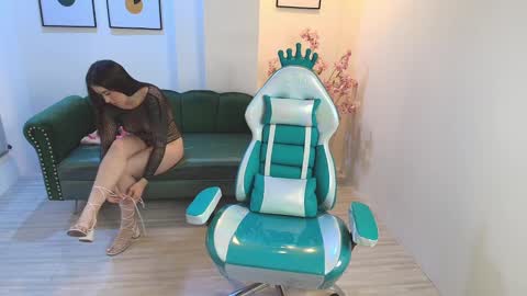 Milu ballmer  online show from 30, 1, 2025