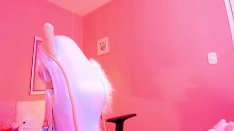 milu_carbajal_x online show from 22, 2, 2026