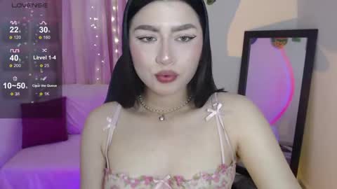 Snapshot of mily_thomson_b chatting on 7, 6, 2026 Mily online show from 7, 6, 2026