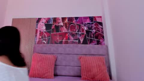 Mila  online show from 26, 2, 2026