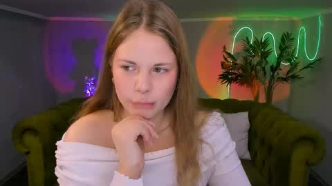 Snapshot of mimicass chatting on 3, 12, 2024 Kelly online show from 3, 12, 2024