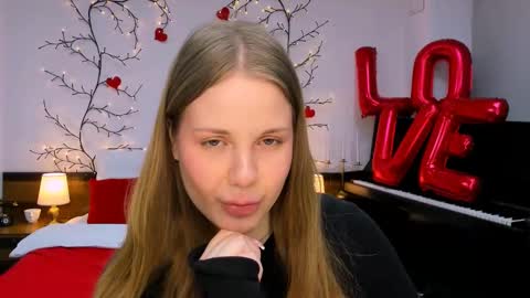 Snapshot of mimicass chatting on 25, 2, 2025 Kelly online show from 25, 2, 2025