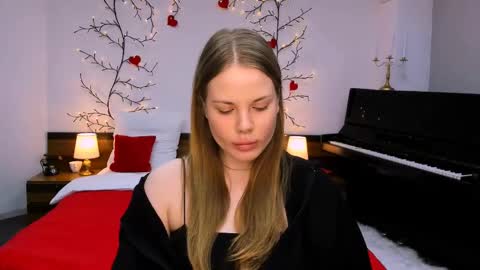 Snapshot of mimicass chatting on 5, 3, 2025 Kelly online show from 5, 3, 2025