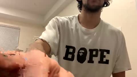 mimineko11 online show from 15, 4, 2026