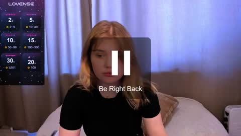 Snapshot of mina27372 chatting on 28, 2, 2025 hi Im Mina online show from 28, 2, 2025