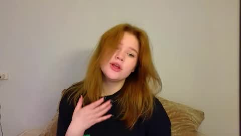 Snapshot of mina27372 chatting on 9, 2, 2026 hi Im Mina online show from 9, 2, 2026