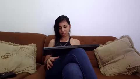 mina smith online show from 9, 9, 2025