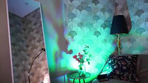 Frances  Next streams Thu Fri Sat 8am -  4pm GMT3 online show from 18, 4, 2026